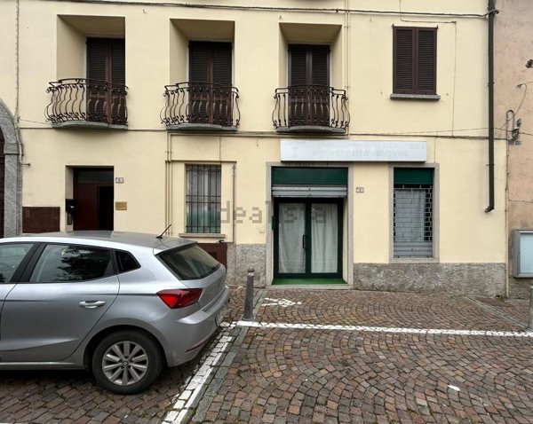 ufficio in affitto ad Alzate Brianza