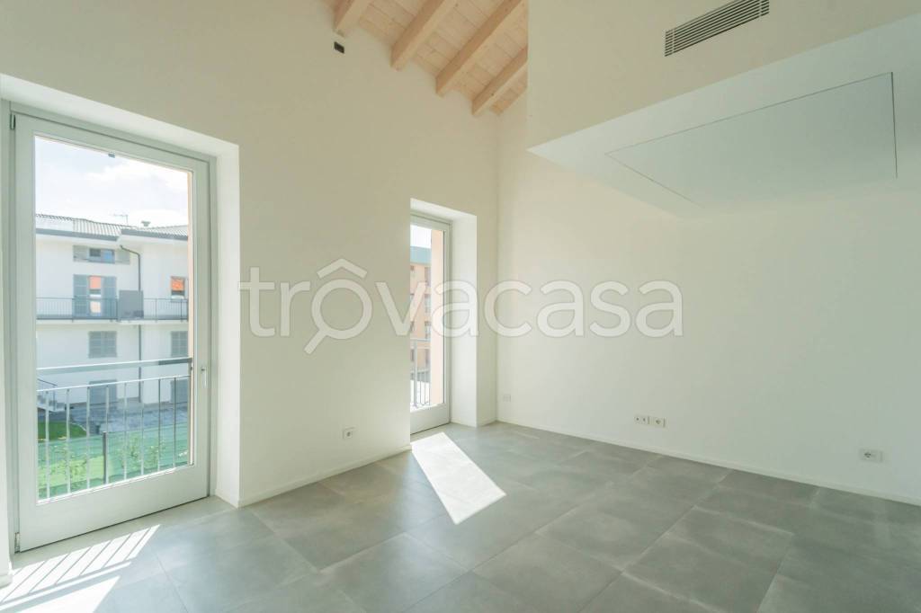 appartamento in affitto ad Appiano Gentile