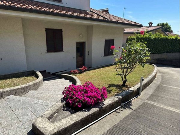 appartamento in affitto ad Appiano Gentile