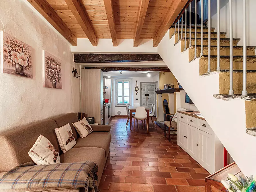 appartamento in affitto ad Argegno