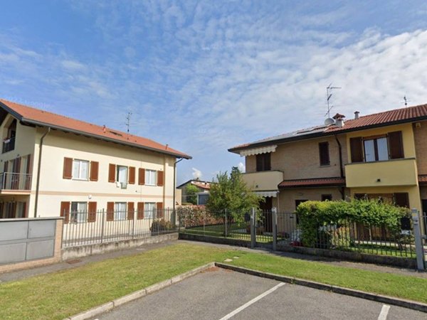 appartamento in affitto ad Arosio