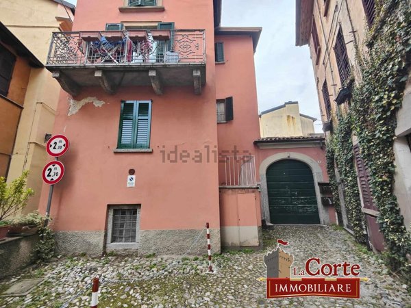 appartamento in affitto ad Asso