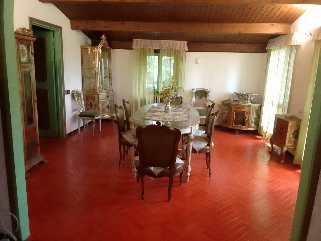 appartamento in affitto ad Asso