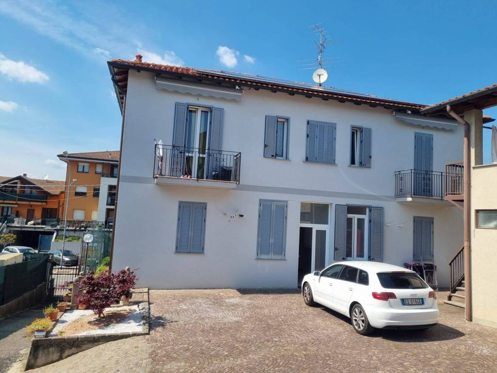 appartamento in affitto a Binago