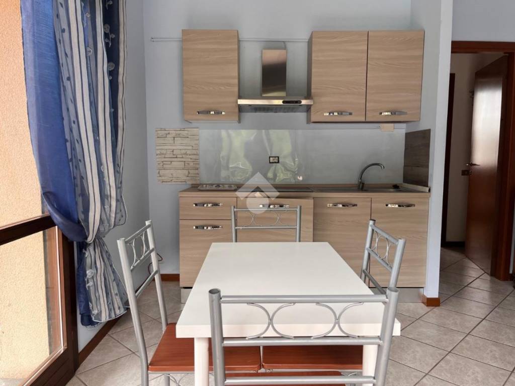 appartamento in affitto a Bizzarone