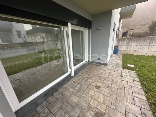 appartamento in affitto a Bizzarone