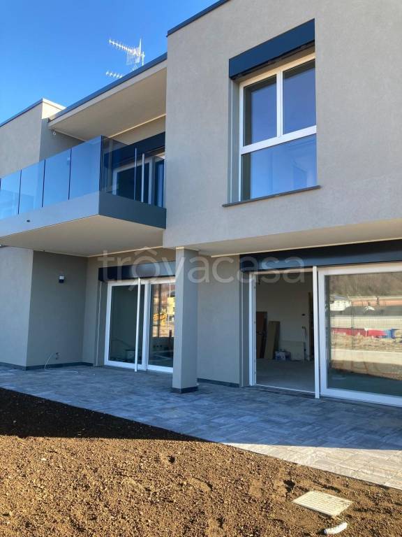 appartamento in affitto a Bizzarone