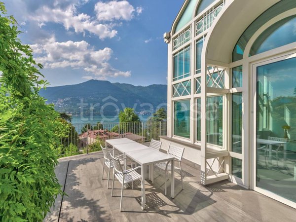 casa indipendente in affitto a Blevio