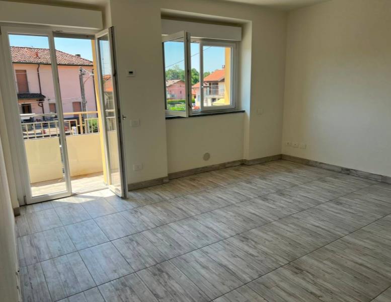 appartamento in affitto a Brenna