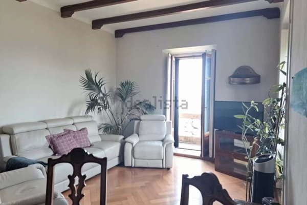 appartamento in affitto a Brunate