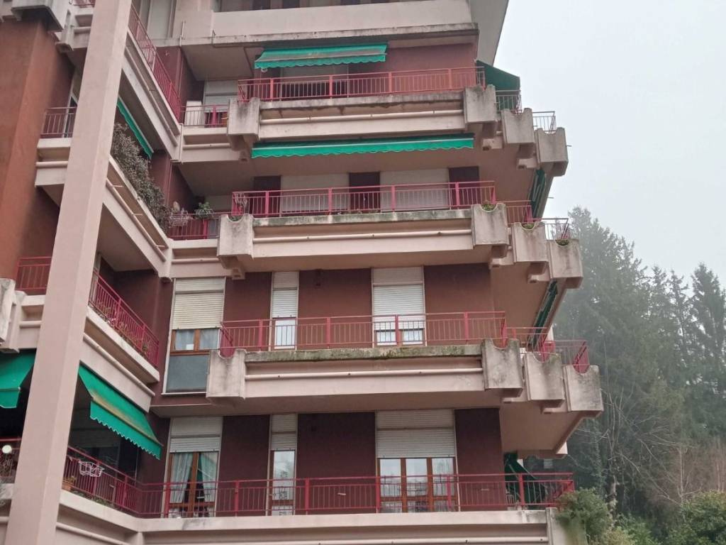 appartamento in affitto a Brunate