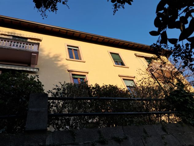 appartamento in affitto a Brunate