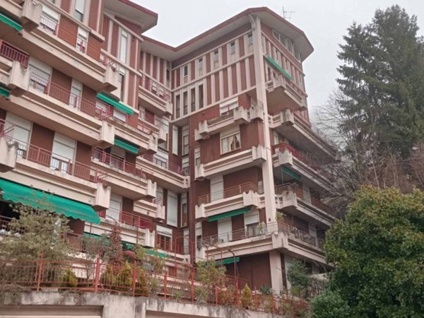 appartamento in affitto a Brunate