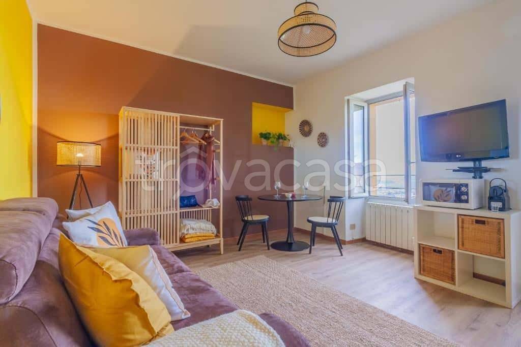 monolocale in affitto a Brunate