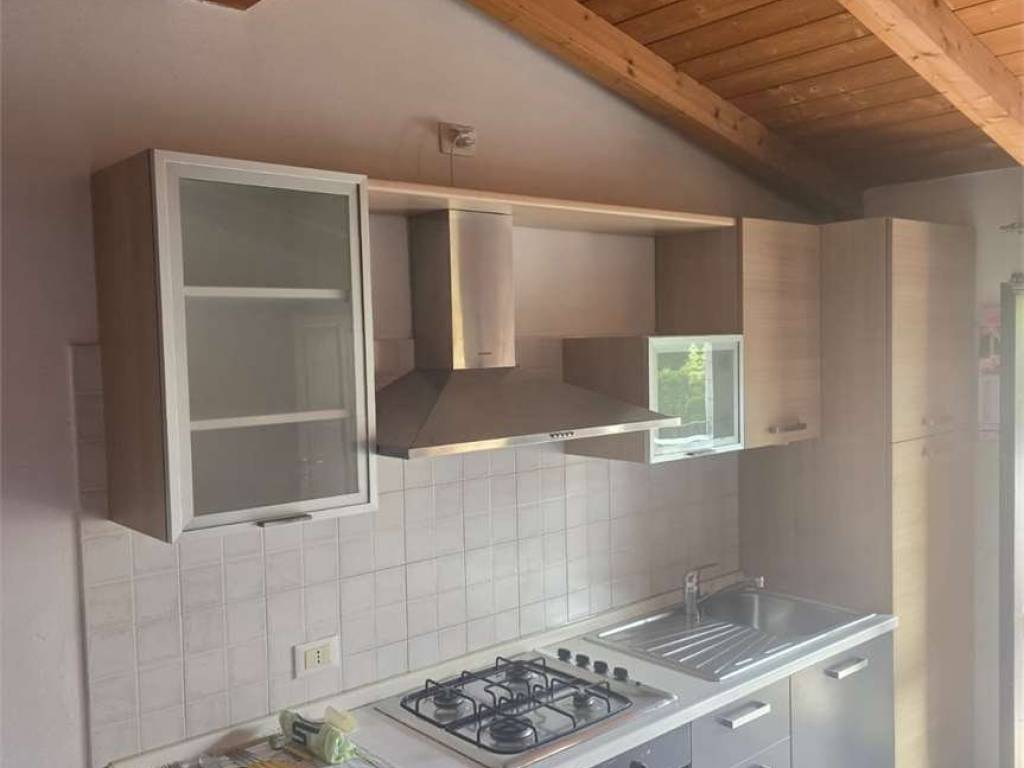 appartamento in affitto a Cabiate
