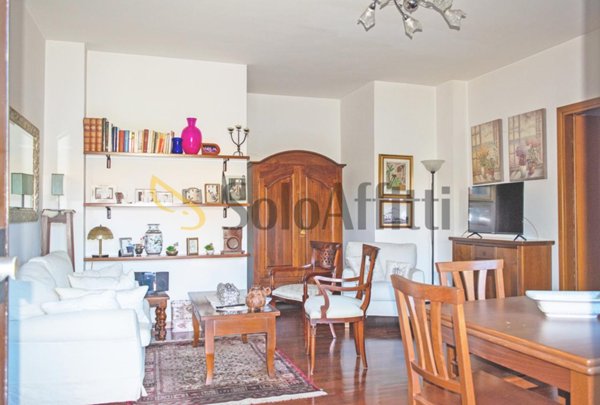 appartamento in affitto a Cabiate