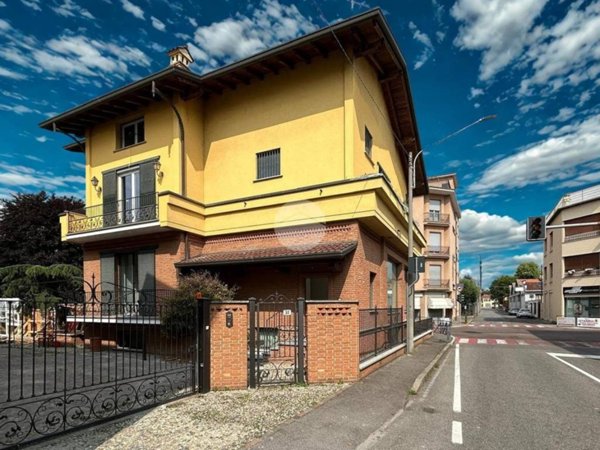 appartamento in affitto a Cabiate