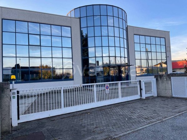 negozio in affitto a Cabiate