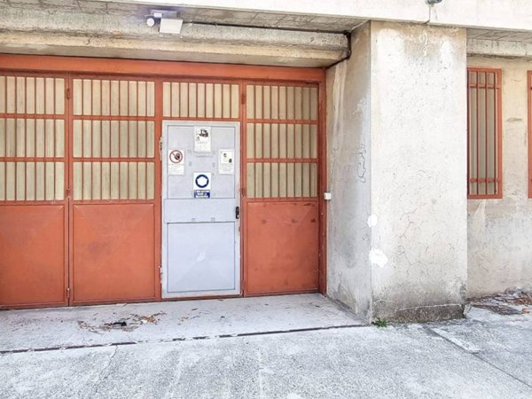 locale commerciale in affitto a Cabiate