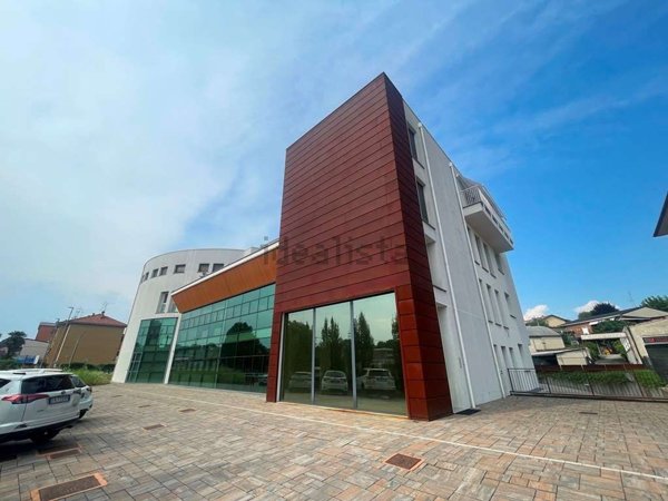 ufficio in affitto a Cantù