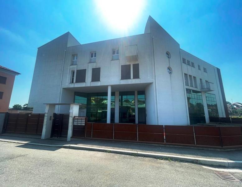 ufficio in affitto a Cantù