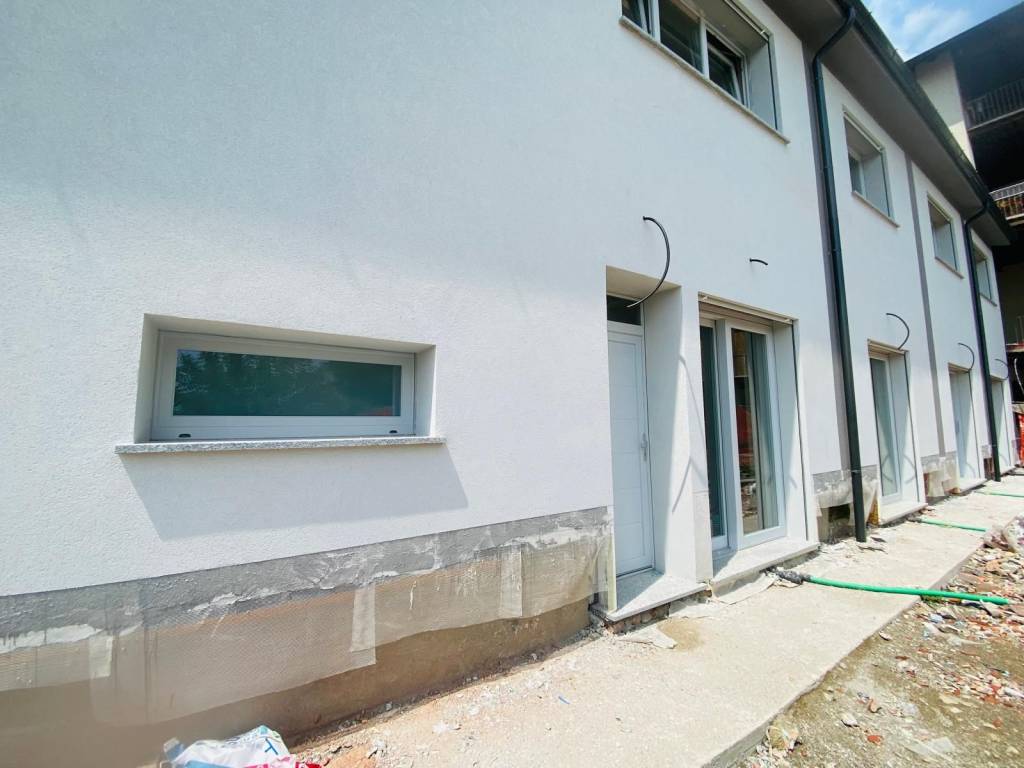 casa indipendente in affitto a Cantù