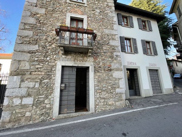 negozio in affitto a Cantù