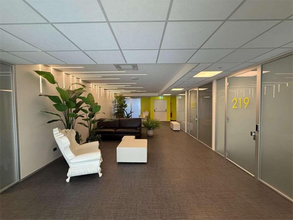 negozio in affitto a Cantù