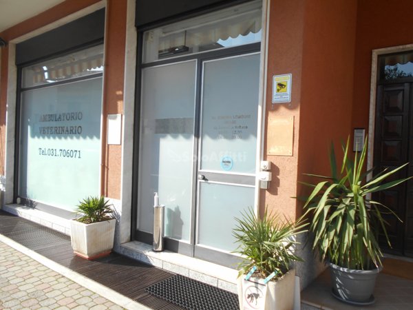 locale commerciale in affitto a Cantù
