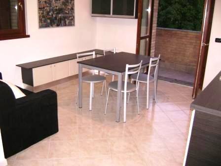 appartamento in affitto a Cantù