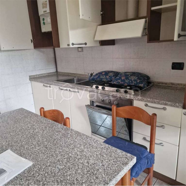 appartamento in affitto a Cantù