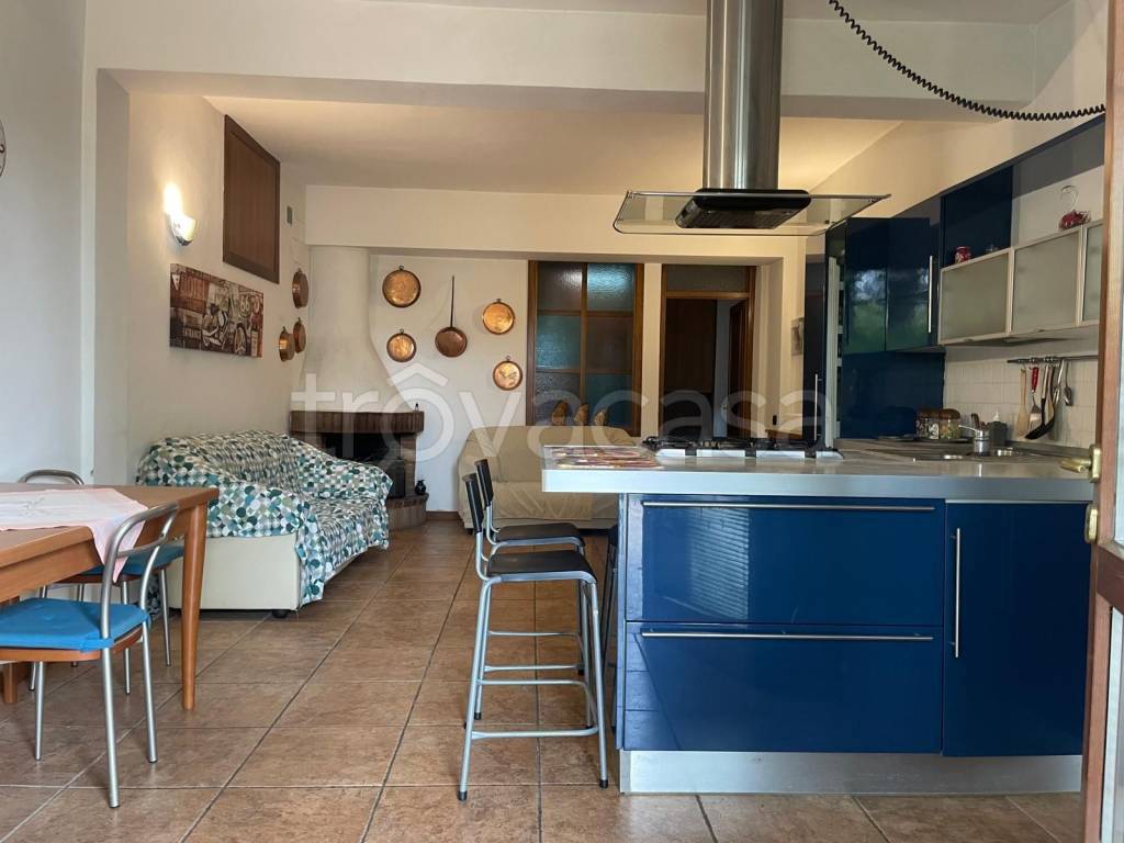 appartamento in affitto a Cantù in zona Vighizzolo