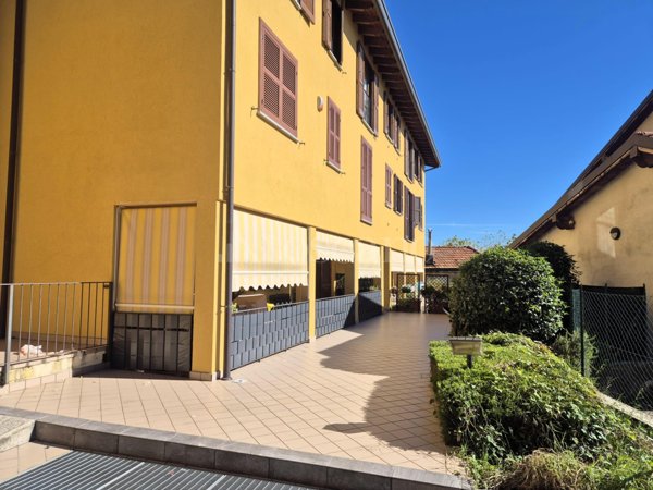 casa indipendente in affitto a Cantù
