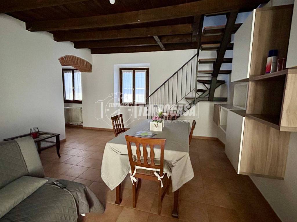appartamento in affitto a Cantù