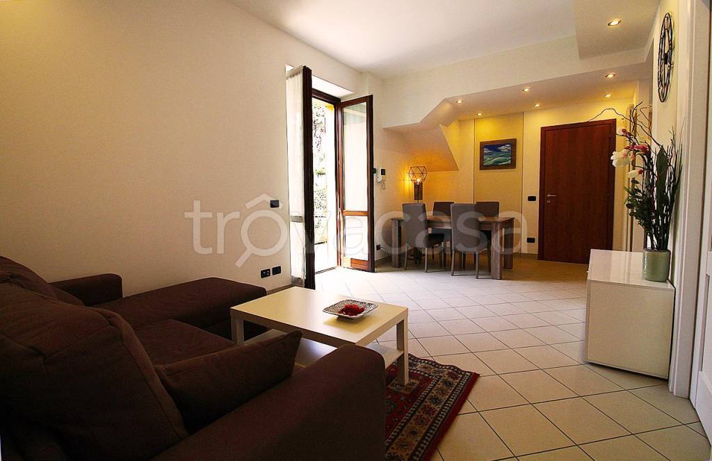 appartamento in affitto a Cantù