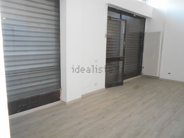 negozio in affitto a Cantù