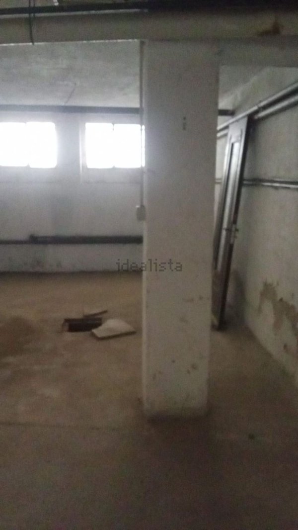 locale di sgombero in affitto a Cantù