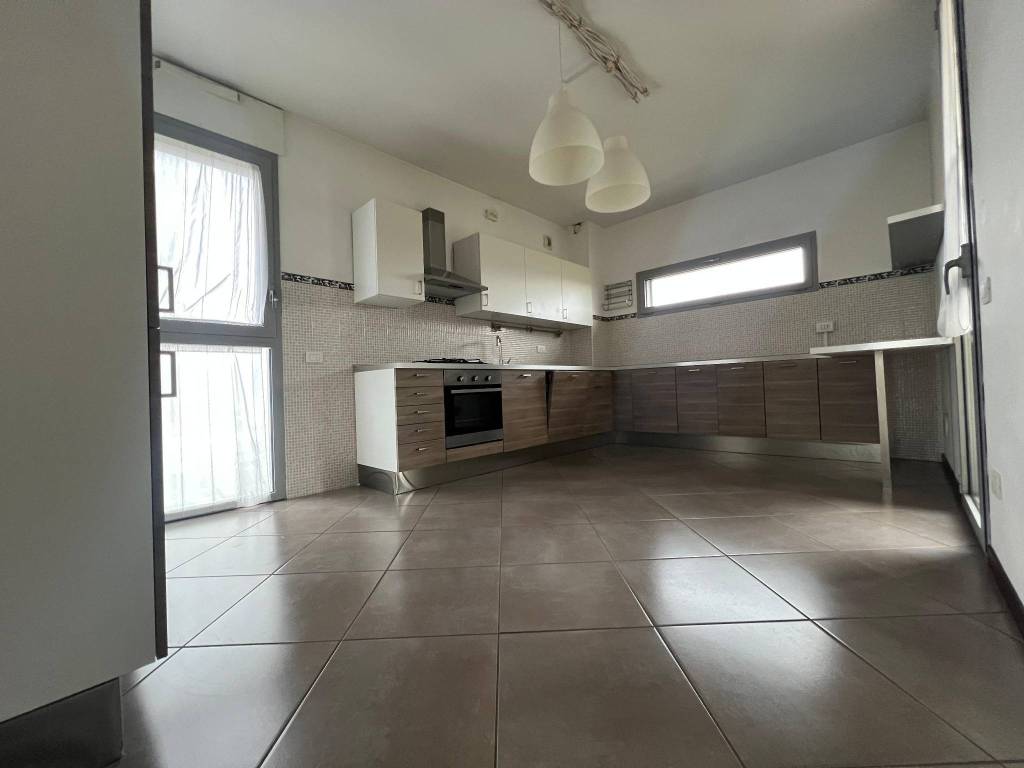 appartamento in affitto a Cantù