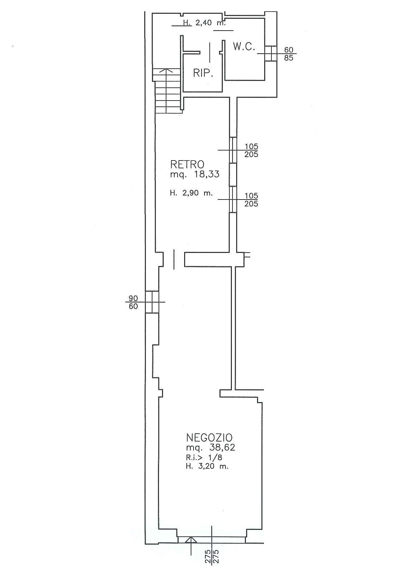 locale commerciale in affitto a Cantù