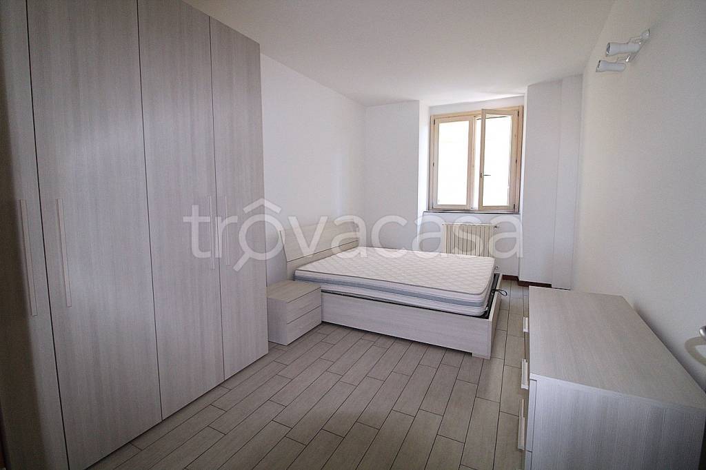 appartamento in affitto a Cantù in zona Cascina Amata