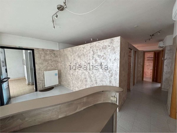 negozio in affitto a Cantù