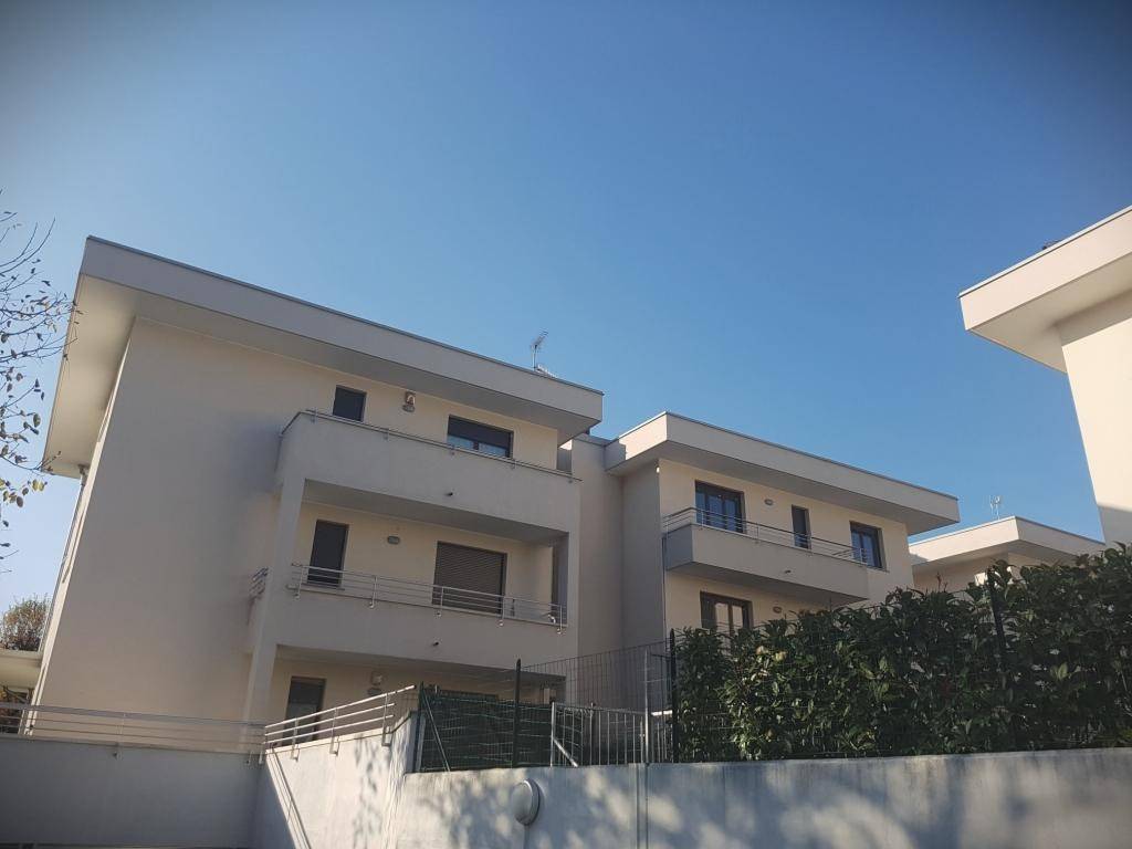 appartamento in affitto a Cantù