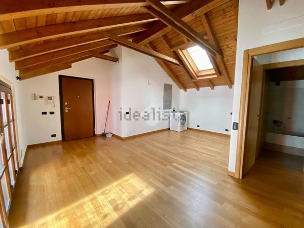 appartamento in affitto a Cantù