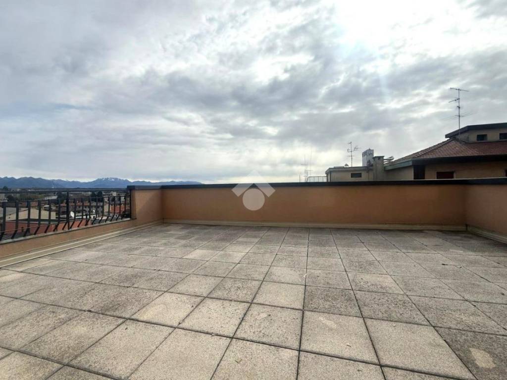 appartamento in affitto a Cantù