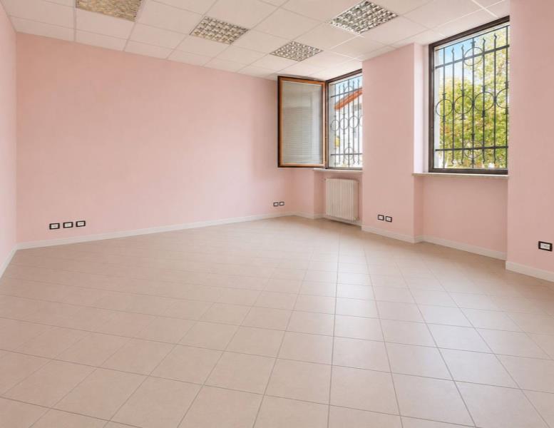 ufficio in affitto a Cantù