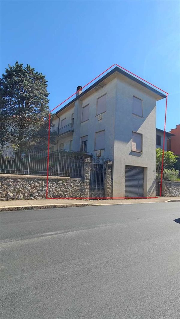 locale di sgombero in affitto a Cantù