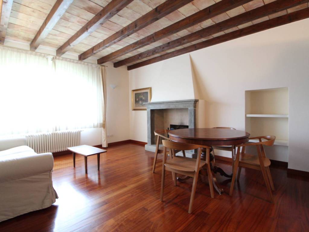 appartamento in affitto a Cantù