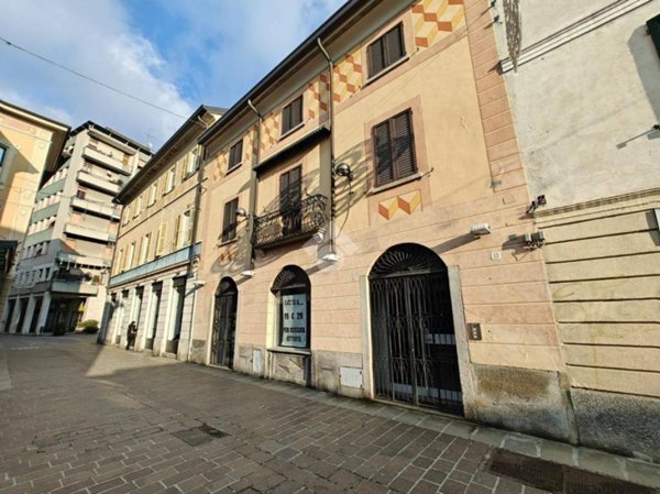 casa indipendente in affitto a Cantù