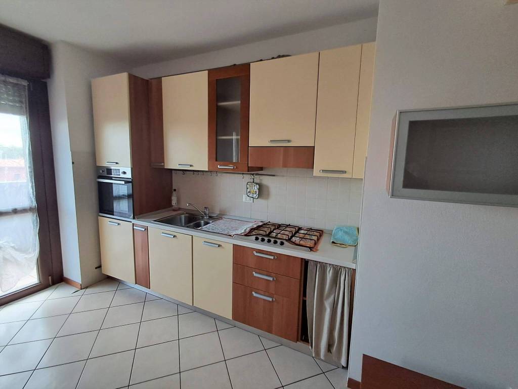 appartamento in affitto a Cantù