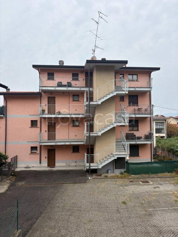 appartamento in affitto a Cantù